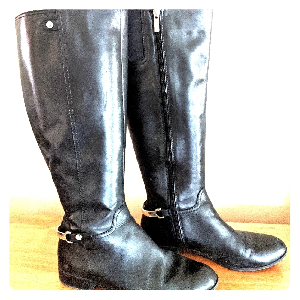Anne Klein Leather boots